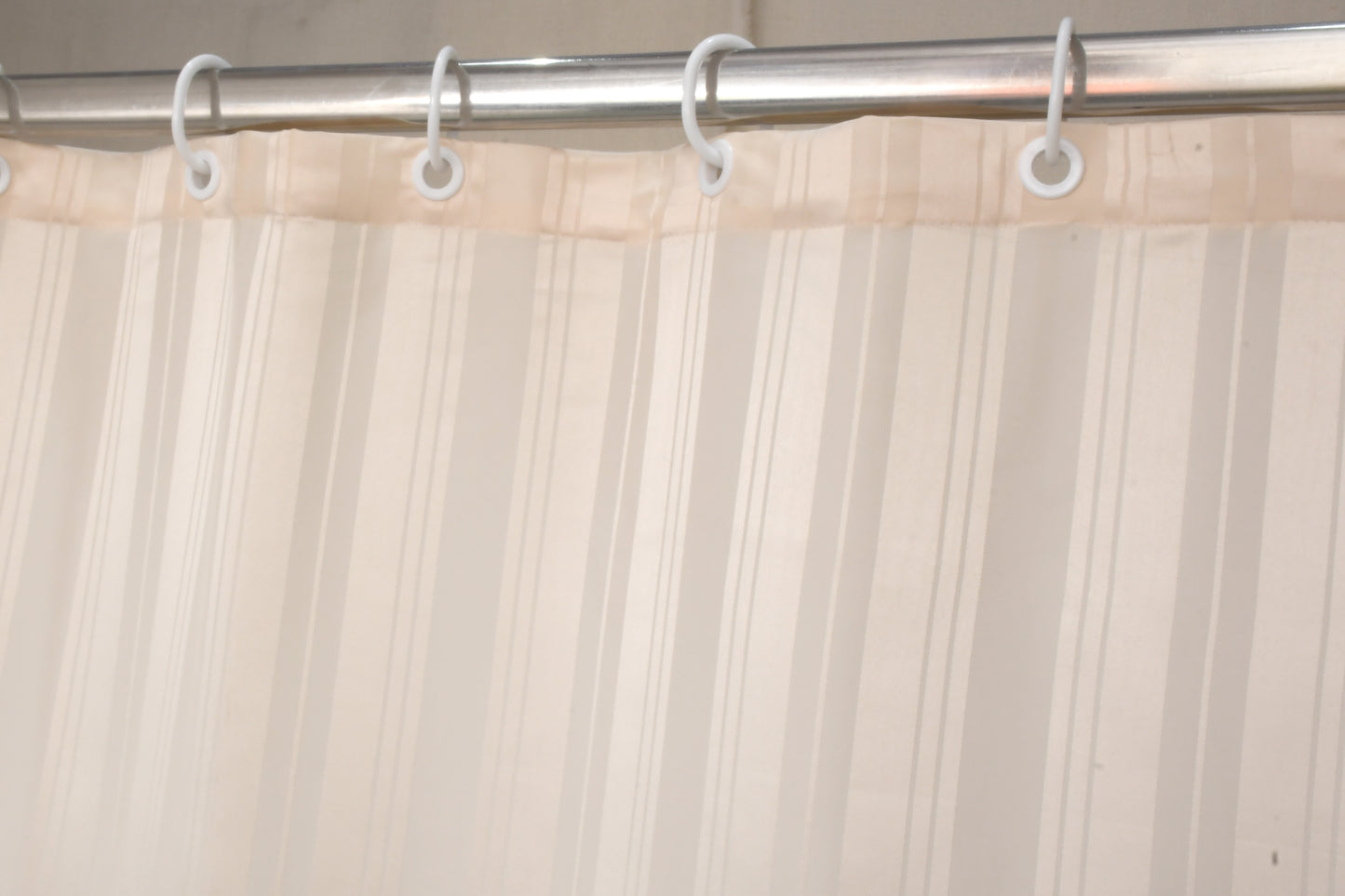 Doccia Shower Curtains with Water Resistance effect in Peach Colour