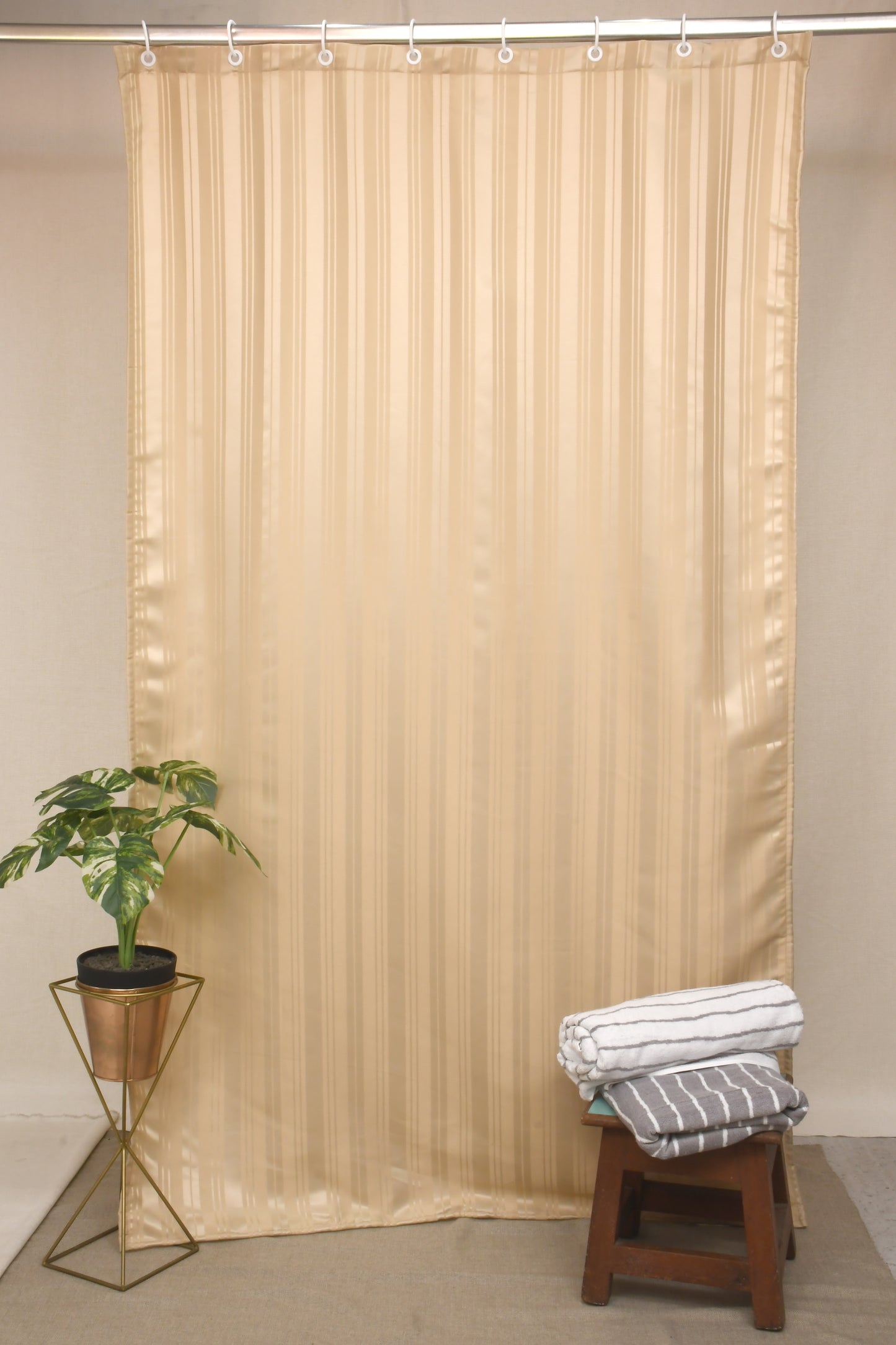 Doccia Shower Curtains with Water Resistance effect in Sand Colour