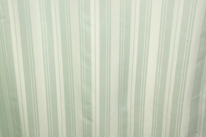 Doccia Shower Curtains with Water Resistance effect in Pista Colour